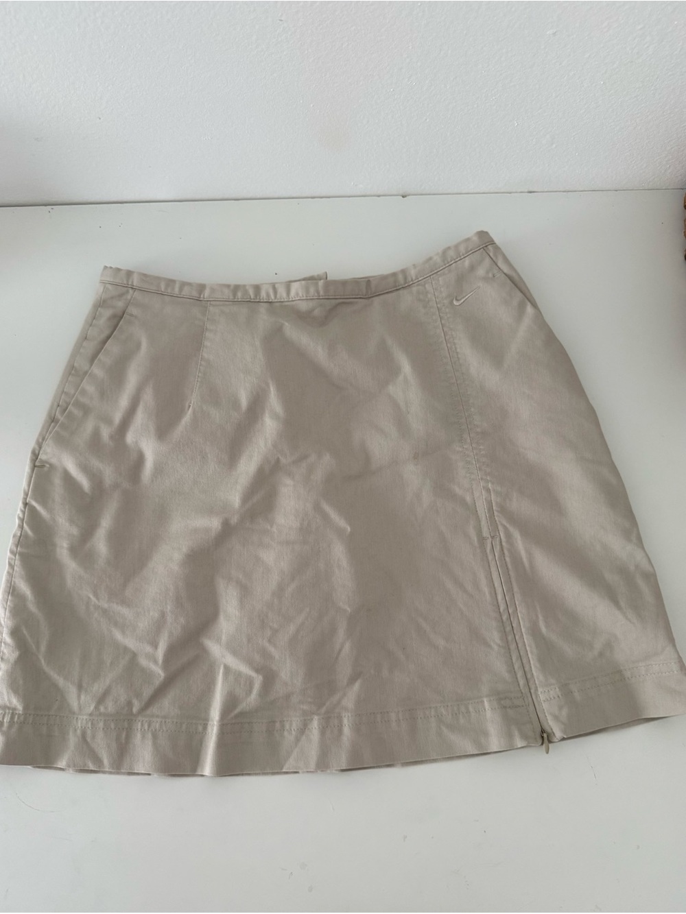 Nike khaki golf skirt with zipper